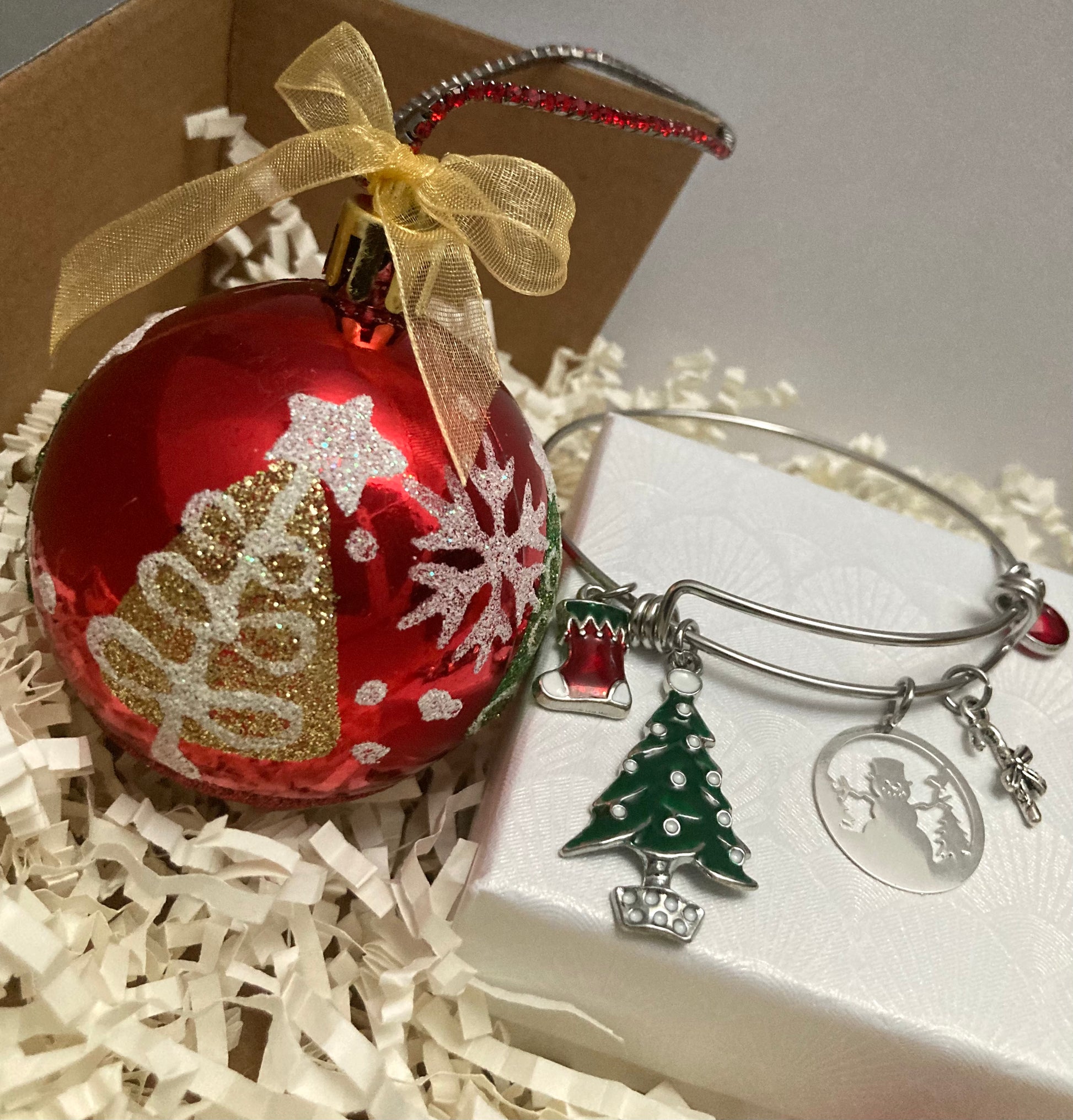 The Christmas Tree Gift Pack Hamper - Rescinti