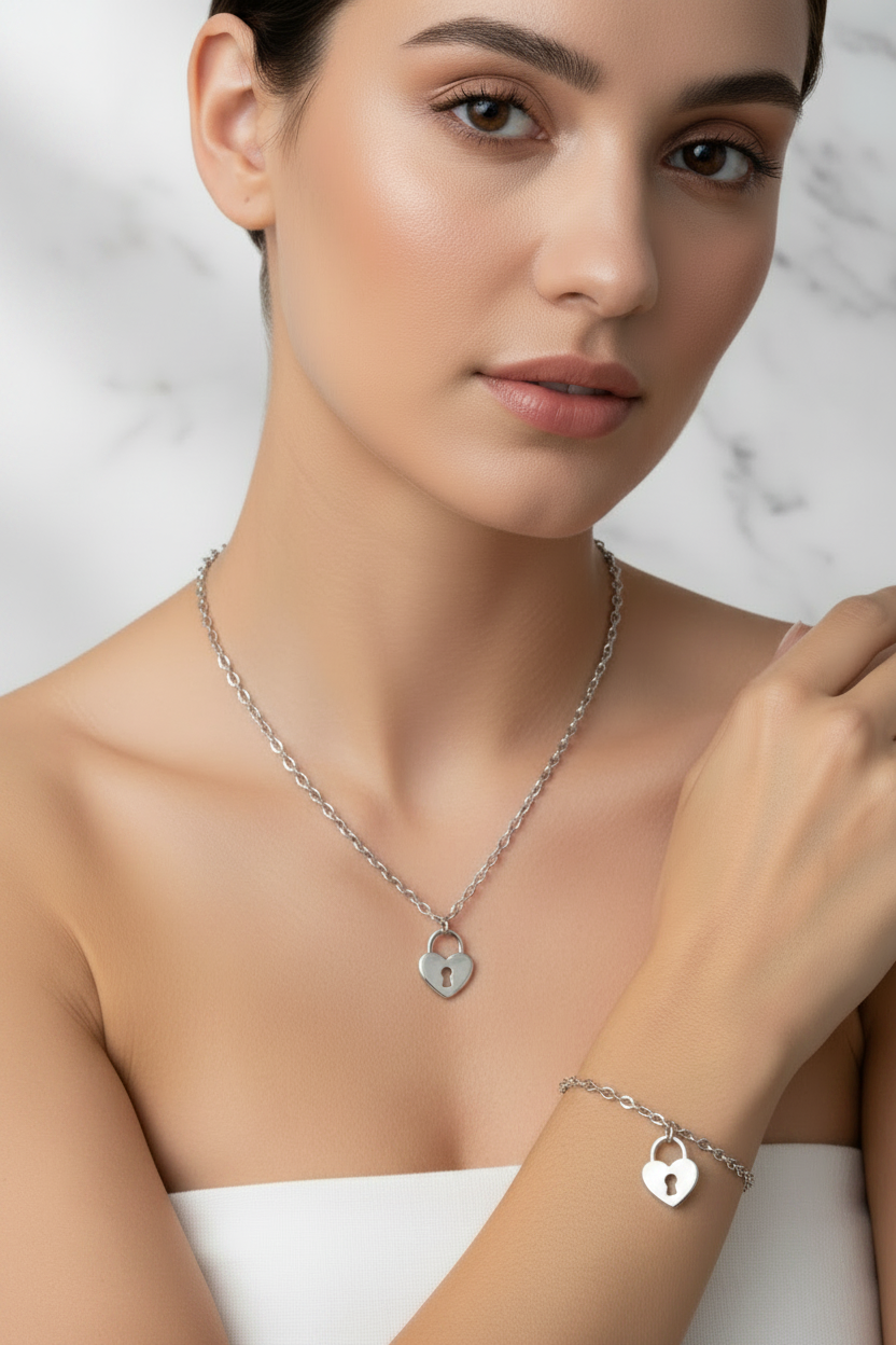 Stainless Steel Heart Locket Necklace - Rescinti