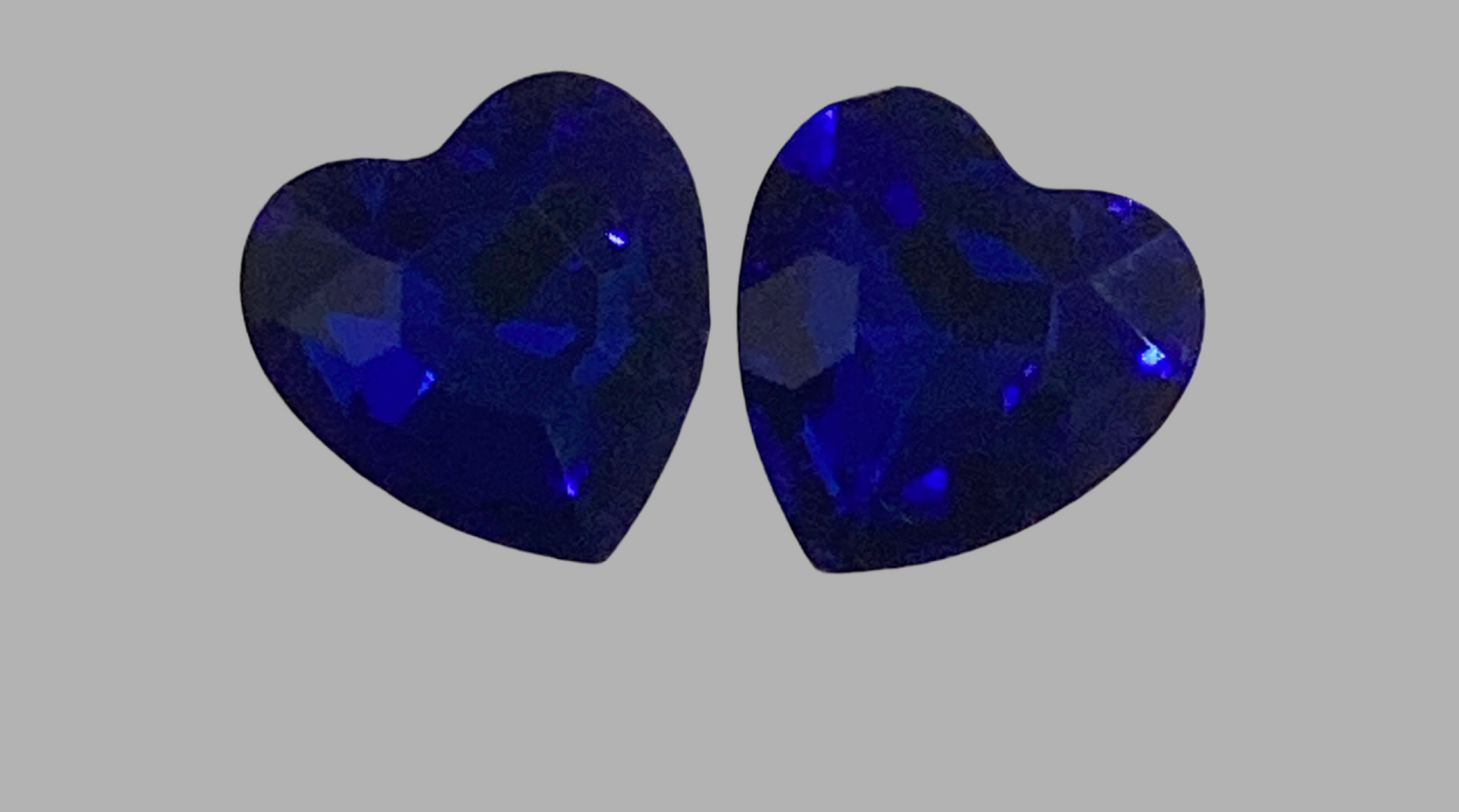 Stainless Steel Heart Crystal Stud Earrings - (Twenty Colours Available) Hypoallergenic - Rescinti