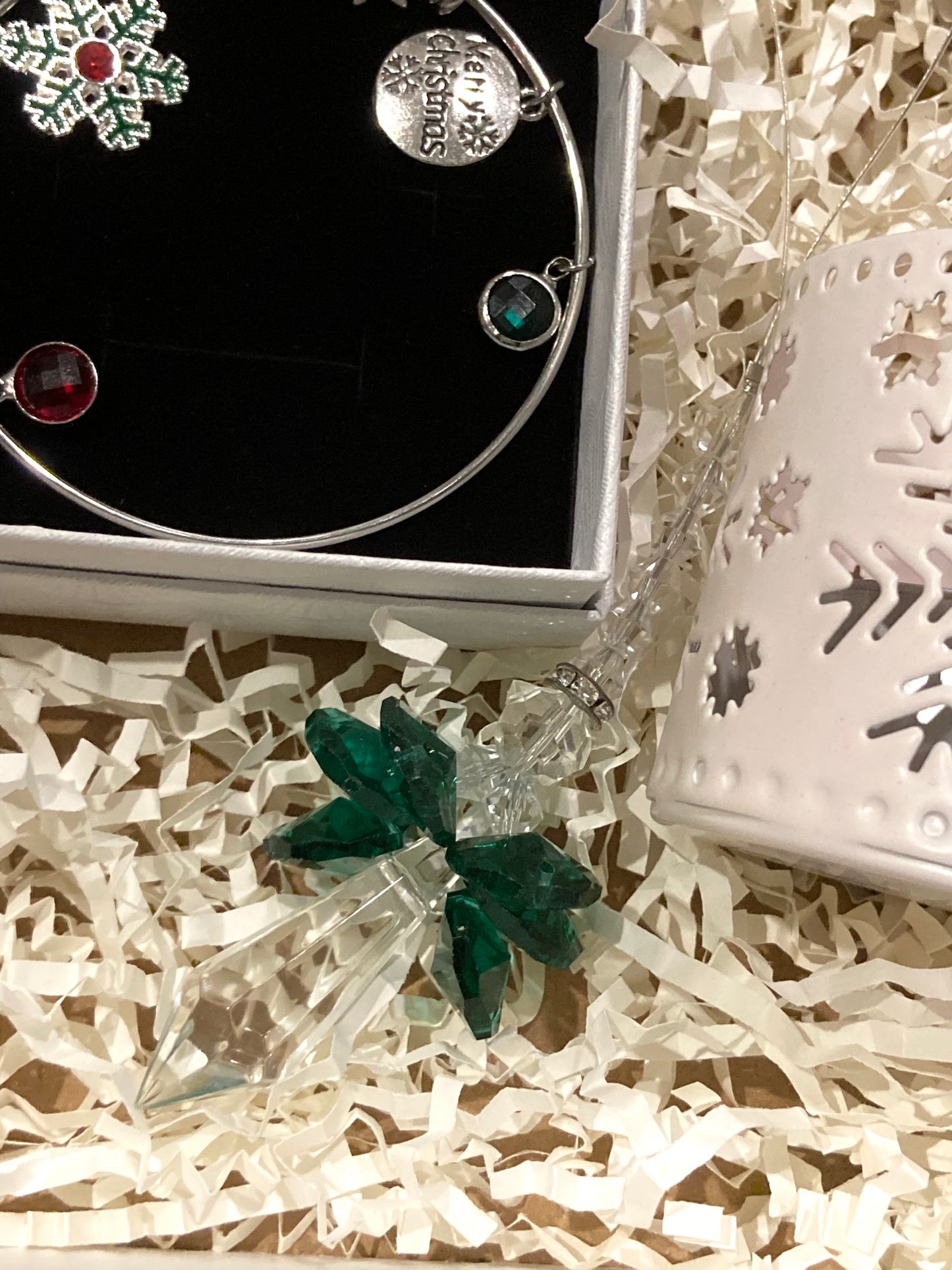 The Green Snowflake Gift Pack Hamper - Rescinti