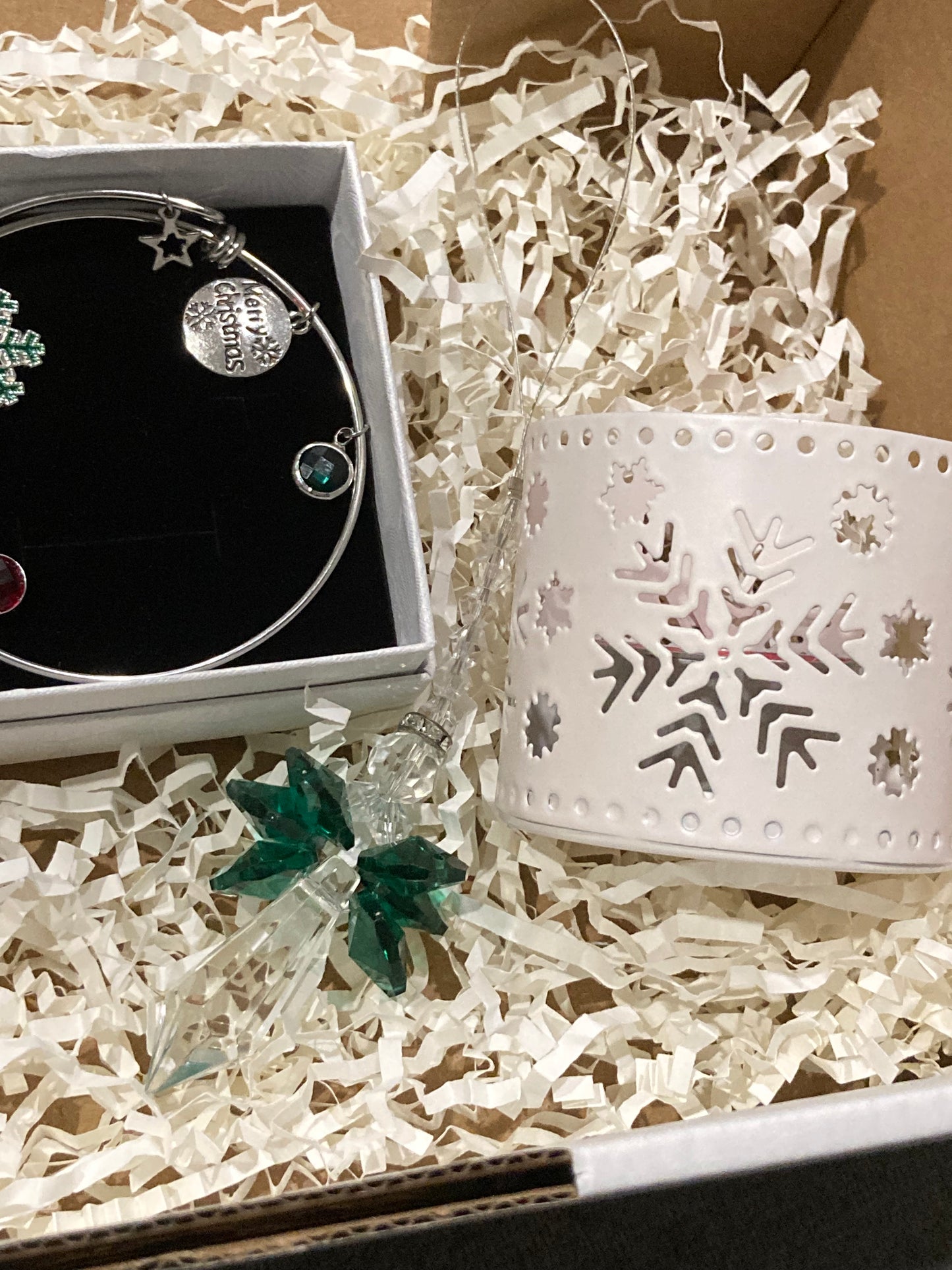 The Green Snowflake Gift Pack Hamper - Rescinti