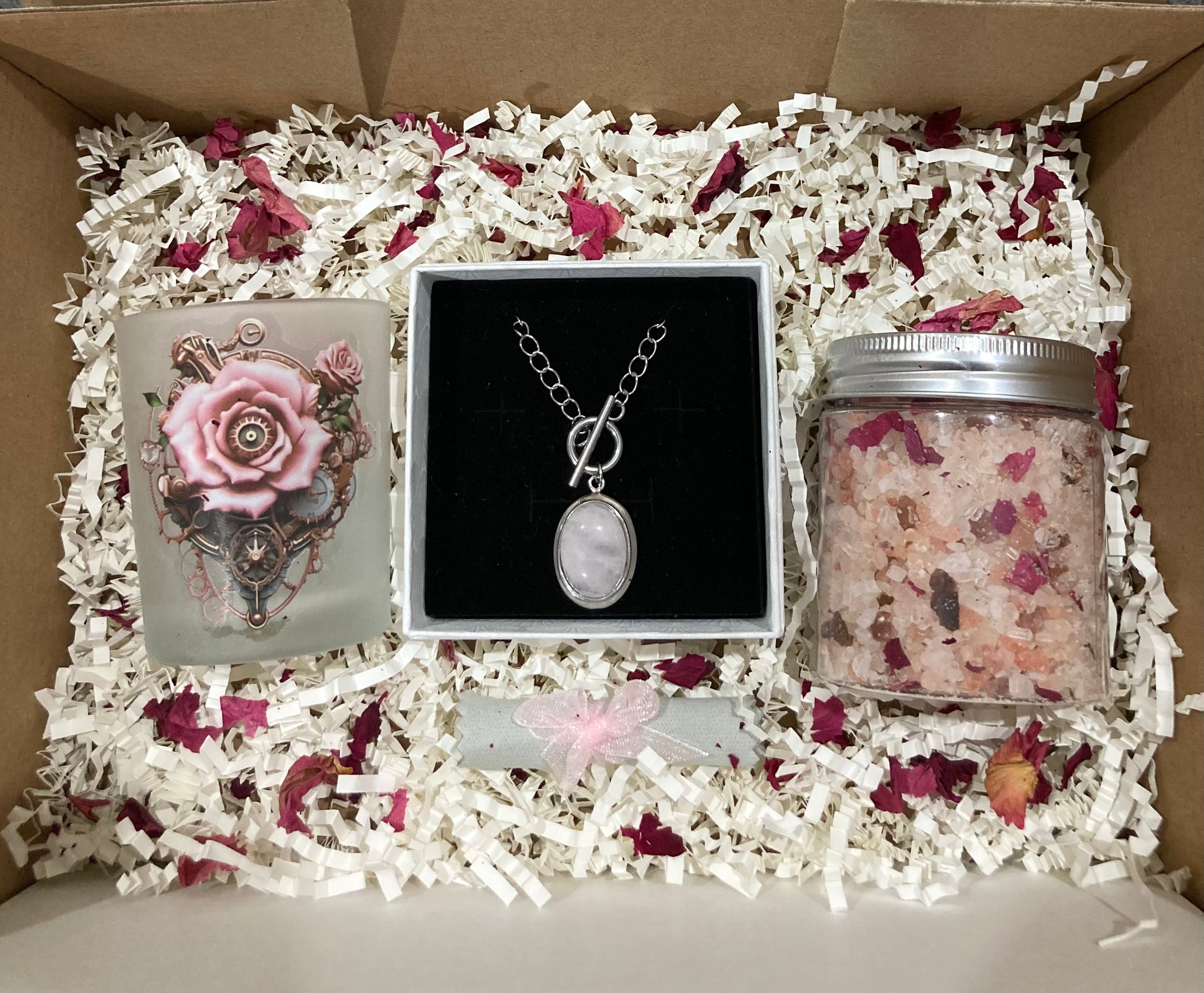 The Small Rose Quartz Gift Pack Hamper - Rescinti