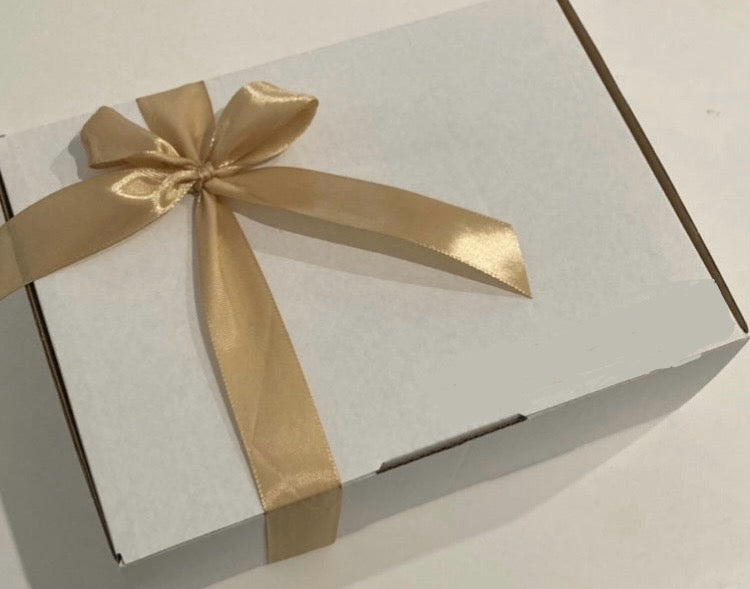 The Golden Glamour Gift Box - Rescinti