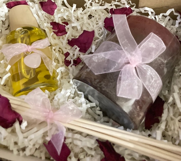 The Non Toxic Rose Reed Diffuser Gift Box - Rescinti