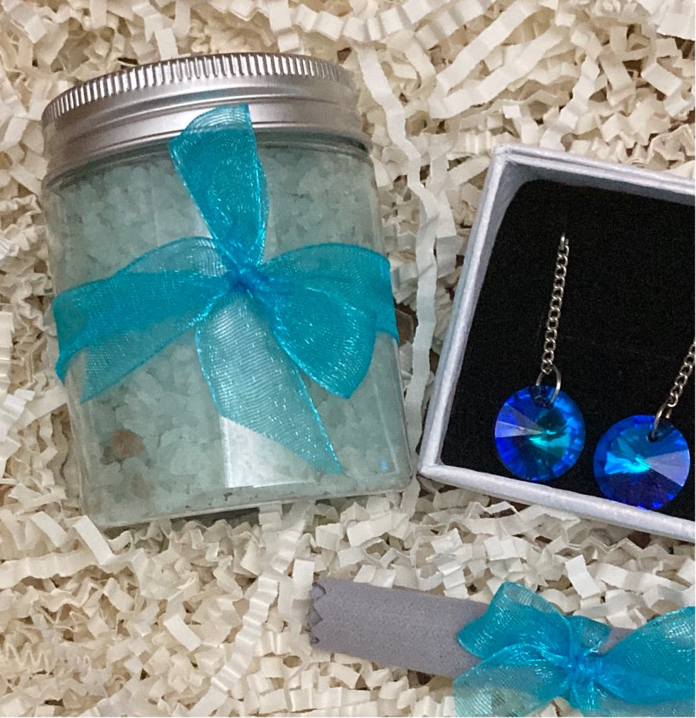 The Blue Dangle Earring Gift Pack Hamper - Rescinti