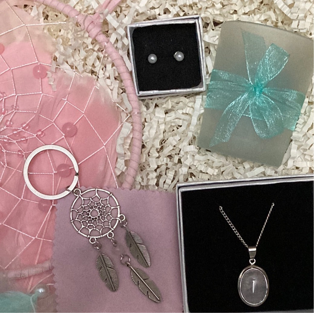 The Pretty Pastel Dream Catcher Gift Box - Rescinti